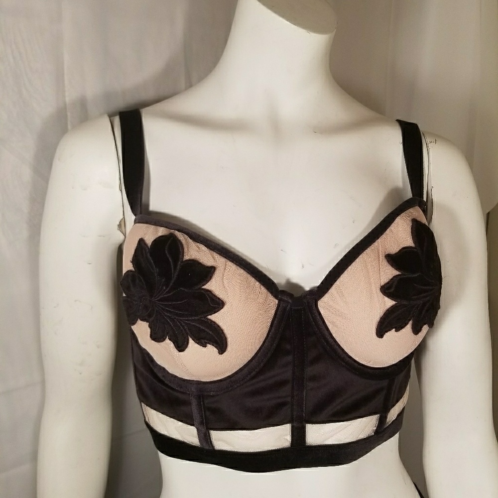 Victoria Secret 36d bra